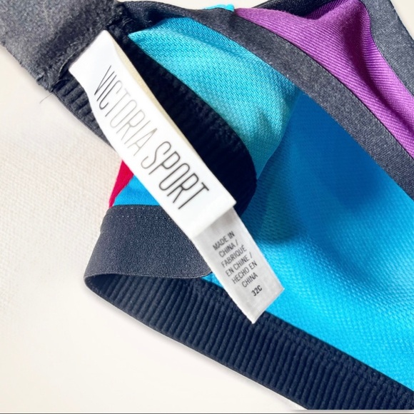 Victoria’s Secret Incredible Push Up Sports Bra 32 C - Picture 5 of 6